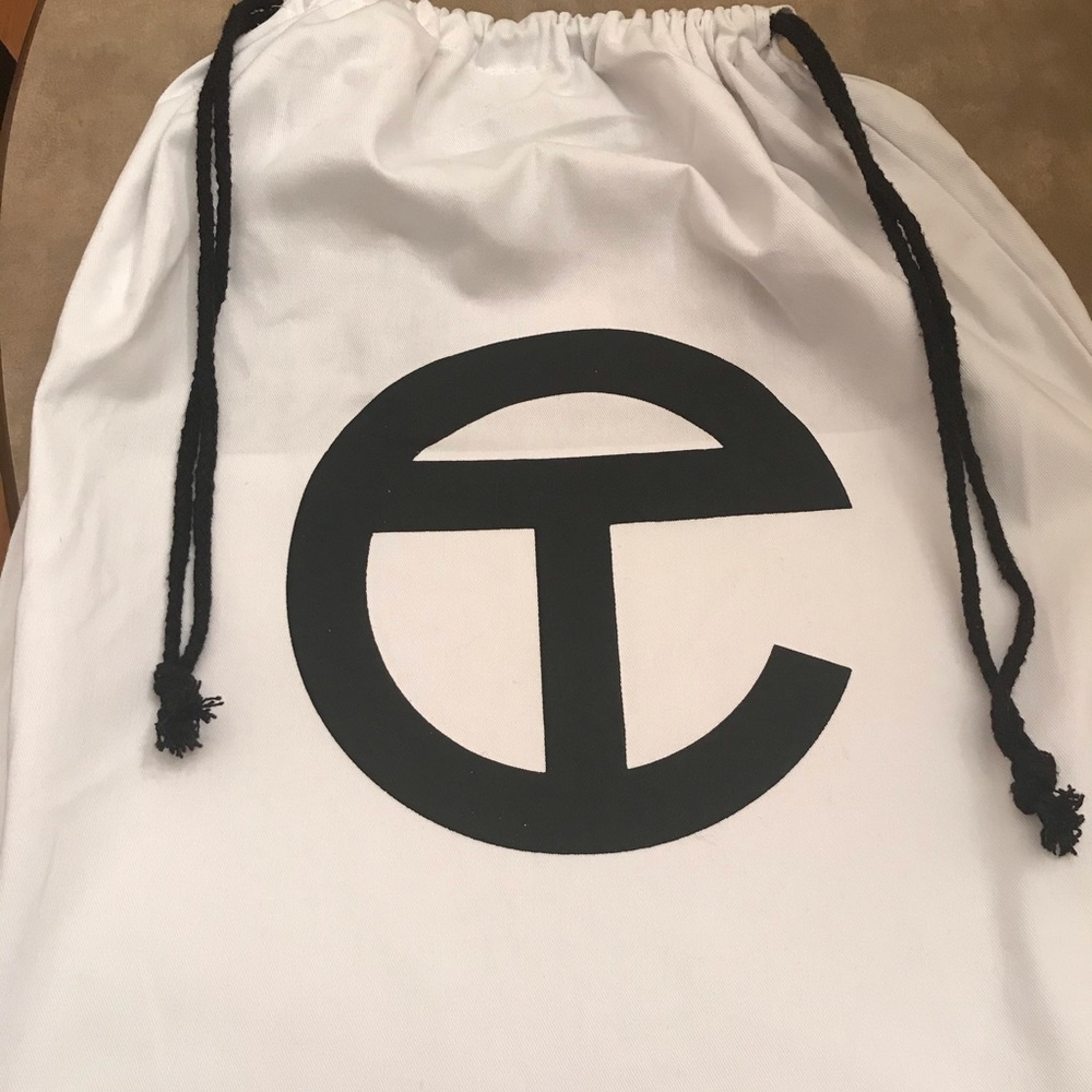 Black medium sized Telfar bag